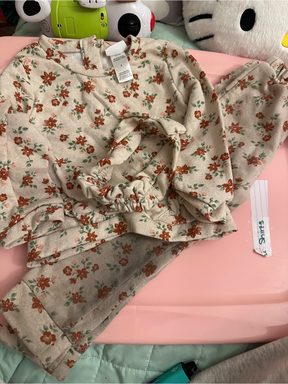 Nicole miller New York Brown floral print set with green leaves on cream